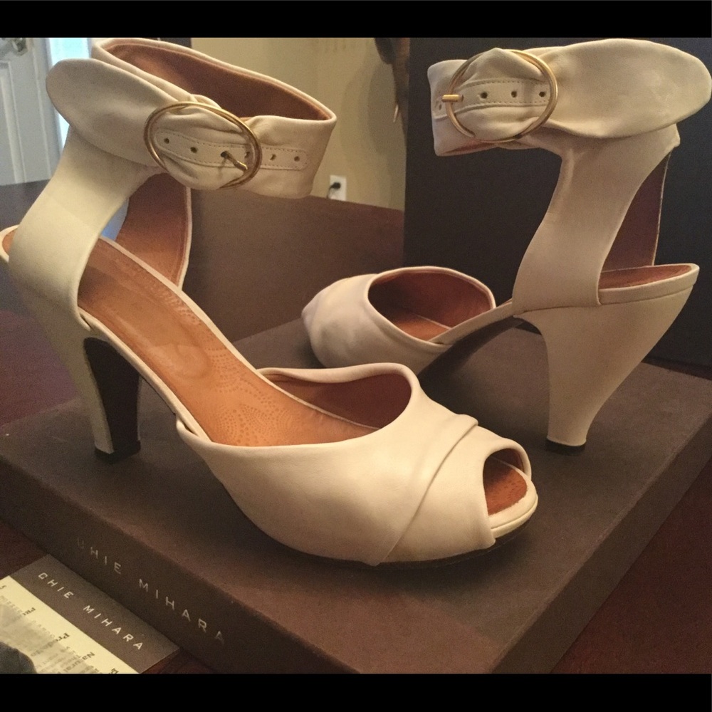 Gently used, Chie Mihara heels, size 42/11M